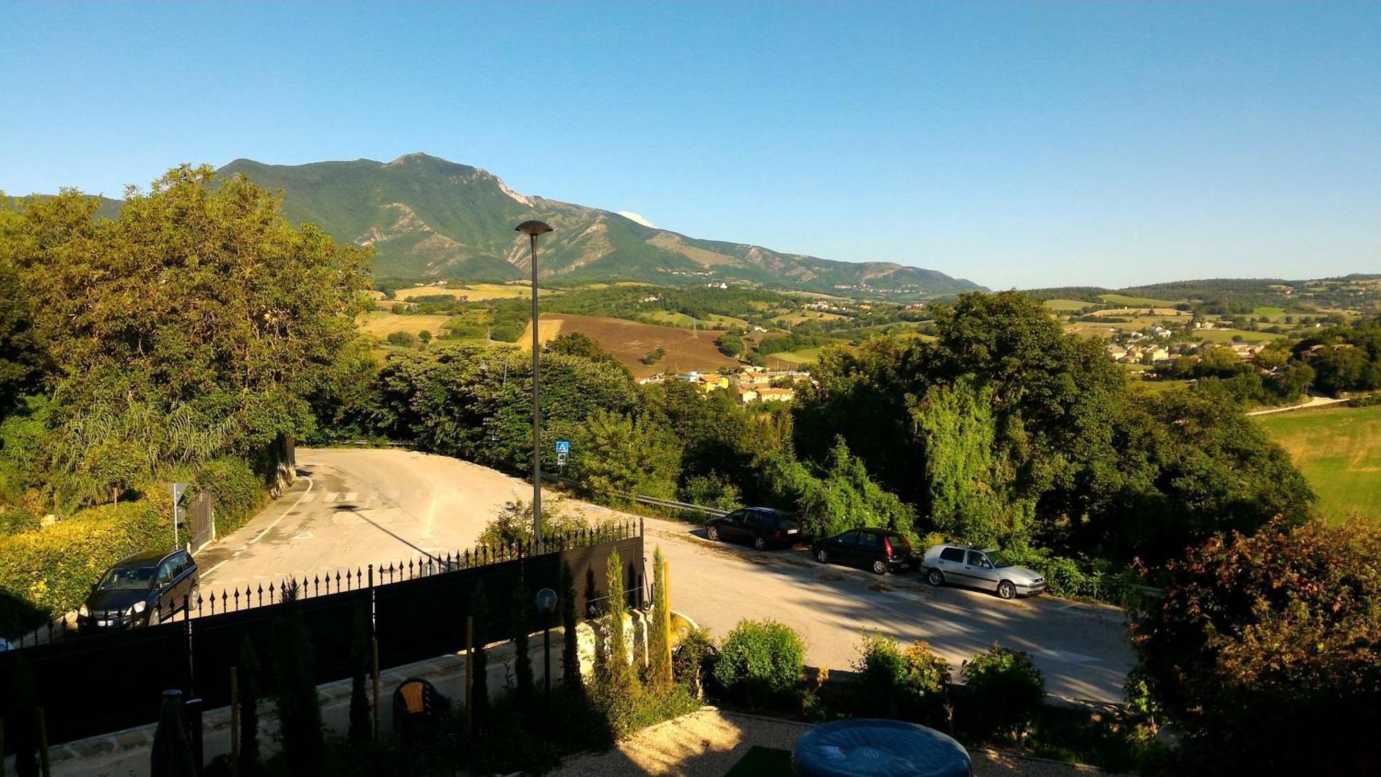 Degli Alessandri House Sassoferrato Exteriör bild